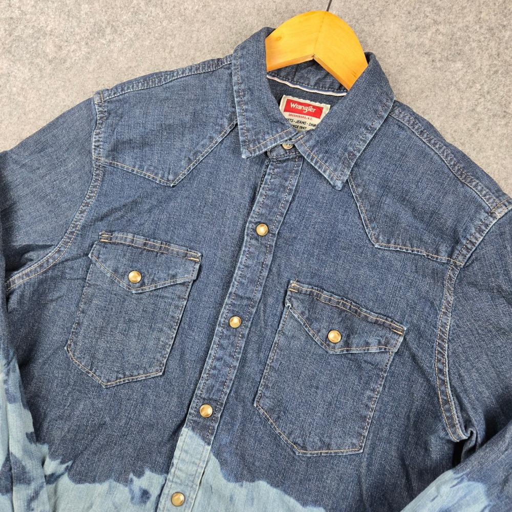 Wrangler Pearl Snap Western Shirt Mens Small Blue Bleached Acid Wash Denim Work - Picture 2 of 7